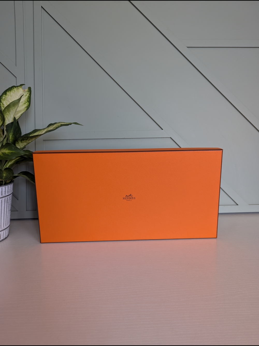 Hermès Orange Signature Gift Box